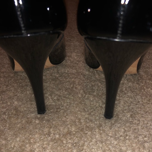 *Joan & David black patent stilettos - Picture 6 of 6